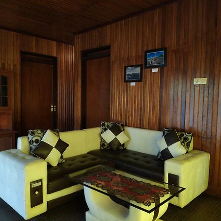 Guesthouse Gunung Bromo Malang Exterior photo